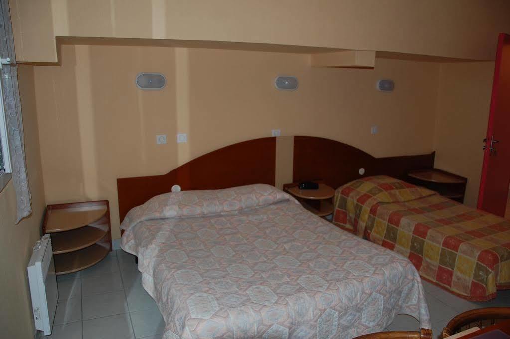 Hotel Louvre Vincenette Lourdes Buitenkant foto